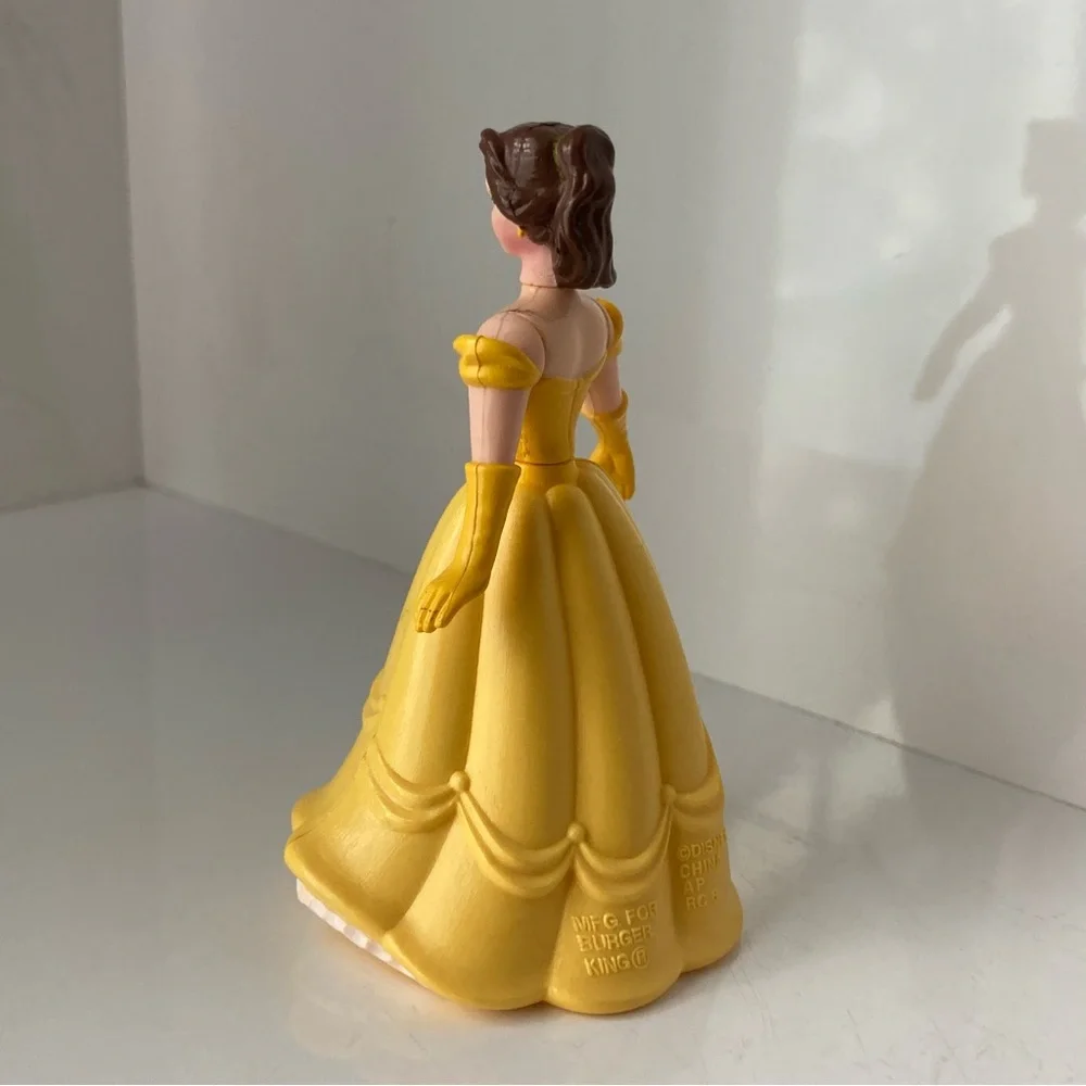 EUC Vintage Beauty & The Beast 3 pc set: bowl, cup, Belle figure, 1990's